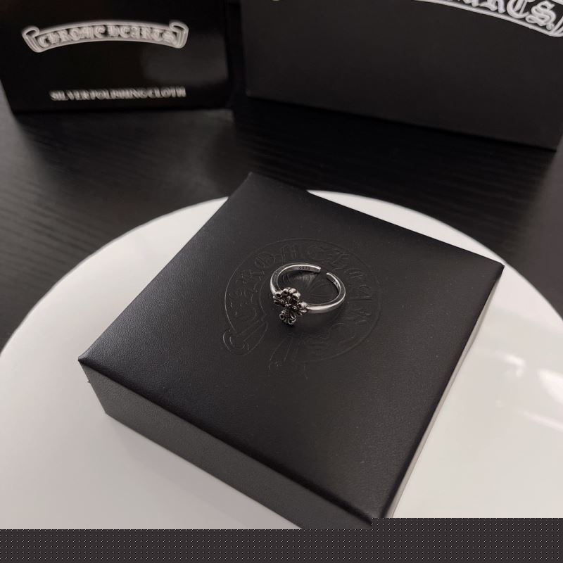 Ch**me He**ts rings